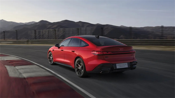 全新上汽奥迪A5L Sportback正式上市，限时臻享价25.99万元起
